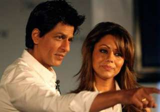 gauri shah rukh khan feels she is too old for... gauri shah rukh khan feels she is too old for...