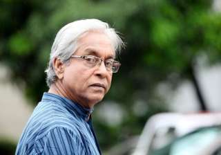 bangladeshi film director chashi nazrul islam... bangladeshi film director chashi nazrul islam...