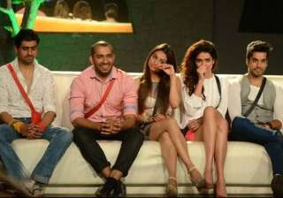 bigg boss 8 halla bol day 21 ali ajaz ends their... bigg boss 8 halla bol day 21 ali ajaz ends their...