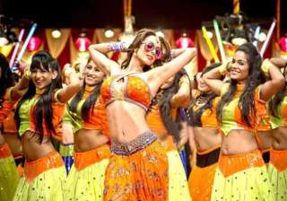 arbaaz khan excited after dolly ki doli gets u/a... arbaaz khan excited after dolly ki doli gets u/a...