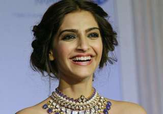 i don t do film for awards sonam kapoor - India TV i don t do film for awards sonam kapoor - India TV