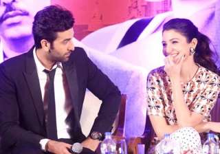ranbir kapoor flirts with anushka sharma during... ranbir kapoor flirts with anushka sharma during...