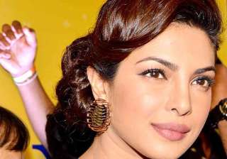 priyanka chopra claims she is a shy personality -... priyanka chopra claims she is a shy personality -...