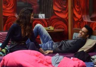 bigg boss 8 halla bol day 15 upen gifts a ring to... bigg boss 8 halla bol day 15 upen gifts a ring to...