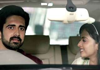 iss pyaar...ek baar phir a love hate story shrenu... iss pyaar...ek baar phir a love hate story shrenu...