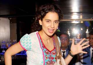 kangana ranaut s fun way to promote queen view... kangana ranaut s fun way to promote queen view...