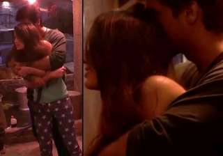 kushal gauhar locked themselves in the loo for 15... kushal gauhar locked themselves in the loo for 15...