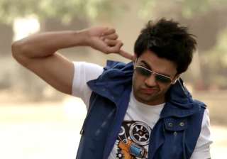 laugh out loud with manish paul again - India TV laugh out loud with manish paul again - India TV