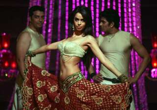 mallika to do sexy thumkas as bar dancer sachiin... mallika to do sexy thumkas as bar dancer sachiin...