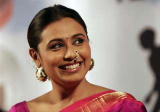 me marathi says rani mukherjee at pune film... me marathi says rani mukherjee at pune film...