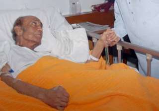 mehdi hassan hospitalised - India TV mehdi hassan hospitalised - India TV