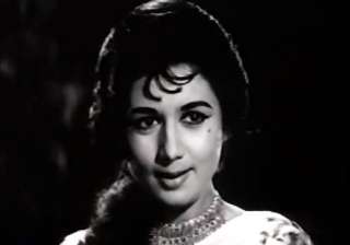 nanda s best performances see pics - India TV nanda s best performances see pics - India TV
