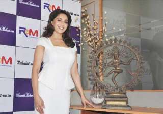 online dance academy to become on ground madhuri... online dance academy to become on ground madhuri...