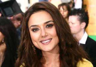 preity zinta rubbishes report says she is not... preity zinta rubbishes report says she is not...