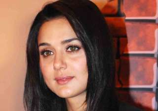 preity zinta on filing f.i.r only protecting... preity zinta on filing f.i.r only protecting...