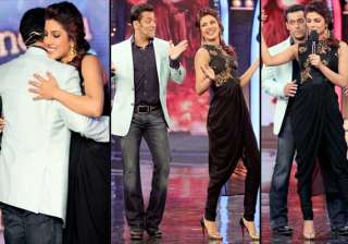 priyanka chopra ends rift with salman promotes... priyanka chopra ends rift with salman promotes...