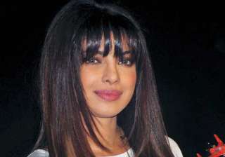 priyanka not doing ram leela item song - India TV priyanka not doing ram leela item song - India TV