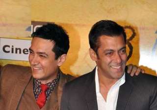 salman aamir take knotty pot shots at each other... salman aamir take knotty pot shots at each other...