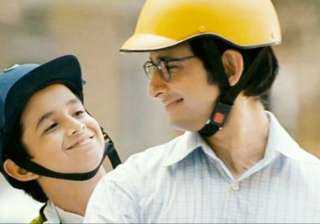 sharman likes touchy serious roles - India TV sharman likes touchy serious roles - India TV