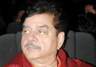 shatrughan sinha feels preity zinta and ness... shatrughan sinha feels preity zinta and ness...