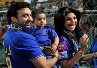 shilpa shetty to wants be a child again view pics... shilpa shetty to wants be a child again view pics...