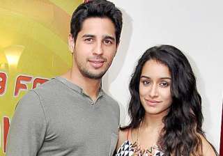 shraddha sidharth sad for comedy nights with... shraddha sidharth sad for comedy nights with...