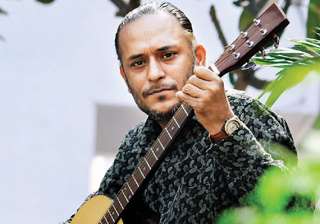 singer tochi raina refused entry into yrf awards... singer tochi raina refused entry into yrf awards...