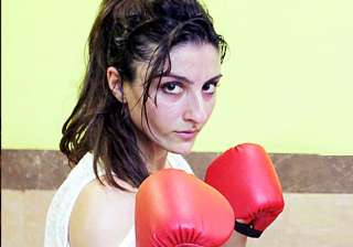 soha beats 20 people in first scene of upcoming... soha beats 20 people in first scene of upcoming...
