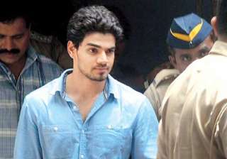 sooraj pancholi to enter bigg boss saath 7 -... sooraj pancholi to enter bigg boss saath 7 -...