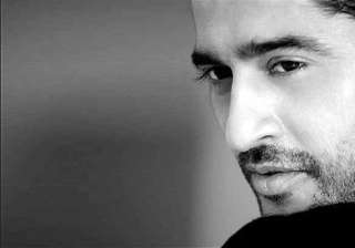 stand up against crime hiten tejwani urges... stand up against crime hiten tejwani urges...