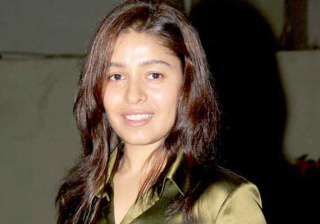 sunidhi chauhan to sing tv show tumhari pakhi... sunidhi chauhan to sing tv show tumhari pakhi...