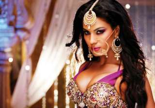 veena malik excited about double role in film -... veena malik excited about double role in film -...