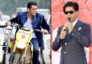 when shah rukh khan was kicked off his bed by... when shah rukh khan was kicked off his bed by...
