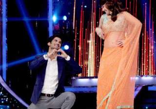 when sushant went gaga over madhuri view pics -... when sushant went gaga over madhuri view pics -...