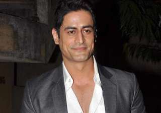 why did mohit raina skip special holi party -... why did mohit raina skip special holi party -...