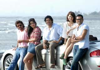 zindagi na milegi dobara grabs 7 filmfare awards... zindagi na milegi dobara grabs 7 filmfare awards...