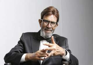 stable rajesh khanna undergoes tests at hospital... stable rajesh khanna undergoes tests at hospital...