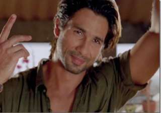 100 crore club is just a fad says shahid kapoor -... 100 crore club is just a fad says shahid kapoor -...