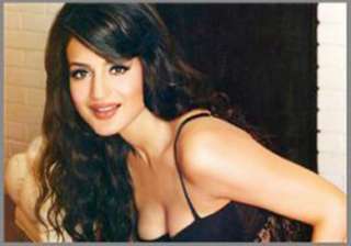 no need to be size zero to woo audience says huma... no need to be size zero to woo audience says huma...