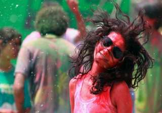 holi special top holi songs that will make you... holi special top holi songs that will make you...