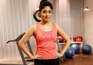 kritika kamra surprised with her jhalak dikhhla... kritika kamra surprised with her jhalak dikhhla...