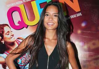 hot lisa haydon is happy that she did queen with... hot lisa haydon is happy that she did queen with...