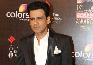 manoj bajpayee follows shah rukh big b returns... manoj bajpayee follows shah rukh big b returns...