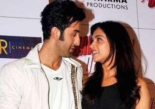 ranbir deepika reunite plan to romance in europe... ranbir deepika reunite plan to romance in europe...