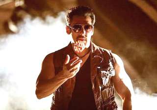 salman khan s kick jummekiraat crosses 2 million... salman khan s kick jummekiraat crosses 2 million...