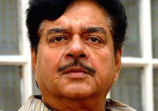shatrughan sinha preity ness should be left alone... shatrughan sinha preity ness should be left alone...