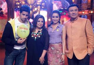 shraddha sidharth on the sets of entertainment ke... shraddha sidharth on the sets of entertainment ke...
