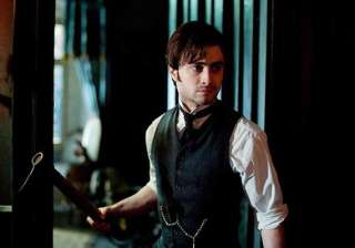 an unspooky premiere of the woman in black -... an unspooky premiere of the woman in black -...