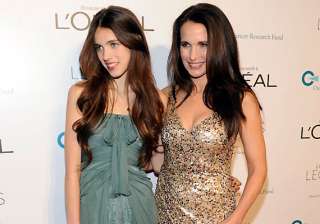 andie macdowell lets daughter take her decision -... andie macdowell lets daughter take her decision -...