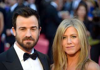 aniston theroux finalise wedding bands - India TV aniston theroux finalise wedding bands - India TV